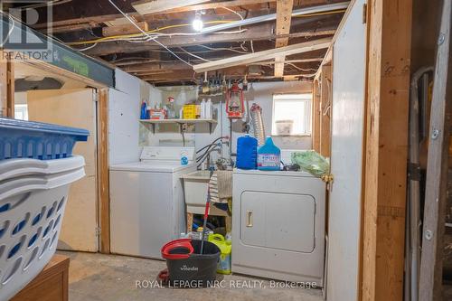 5062 Maple Street, Niagara Falls (211 - Cherrywood), ON - Indoor Photo Showing Laundry Room