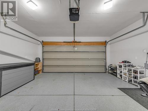 4120 Anthony Court, Windsor, ON - Indoor Photo Showing Garage