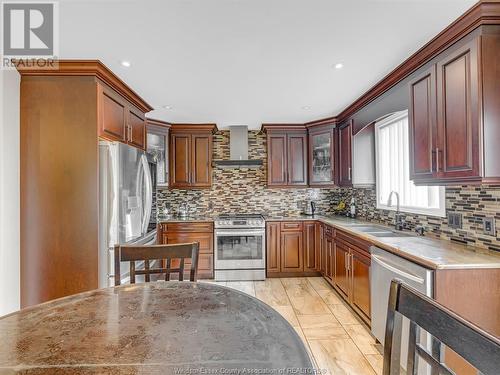 4120 Anthony Court, Windsor, ON - Indoor Photo Showing Kitchen With Double Sink