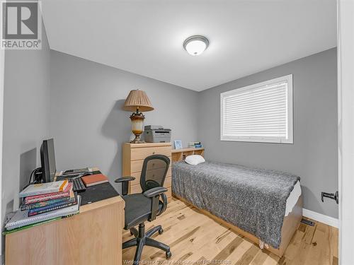 4120 Anthony Court, Windsor, ON - Indoor Photo Showing Bedroom