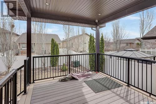 105 Oxbow Crescent, Regina, SK - Outdoor With Exterior