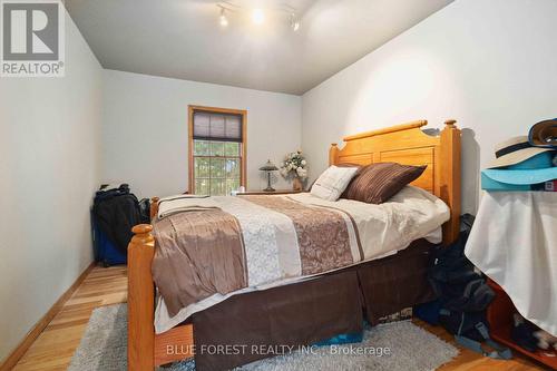 4396 Wellington Road 32, Cambridge, ON - Indoor Photo Showing Bedroom