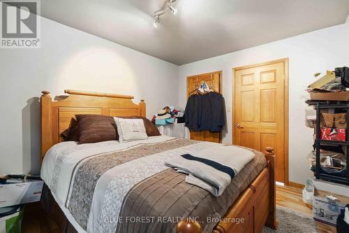 4396 Wellington Road 32, Cambridge, ON - Indoor Photo Showing Bedroom