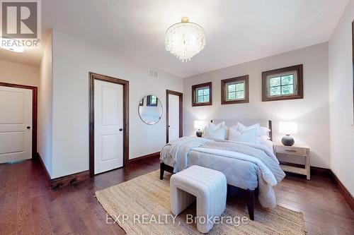 105 Stephens Street, Collingwood, ON - Indoor Photo Showing Bedroom