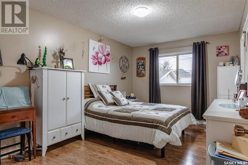 154 Coteau Street W, Moose Jaw, SK - Indoor Photo Showing Bedroom