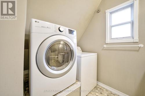 139 Main Street E, Milton, ON - Indoor Photo Showing Laundry Room