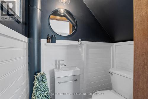 312 Clarence Street, Port Colborne, ON - Indoor Photo Showing Bathroom