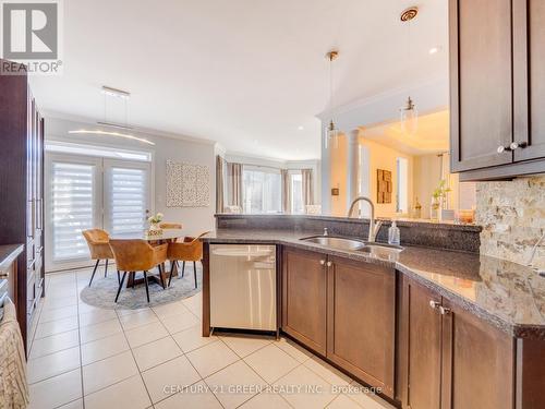 438 Harkin Place, Milton, ON - Indoor Photo Showing Kitchen With Double Sink