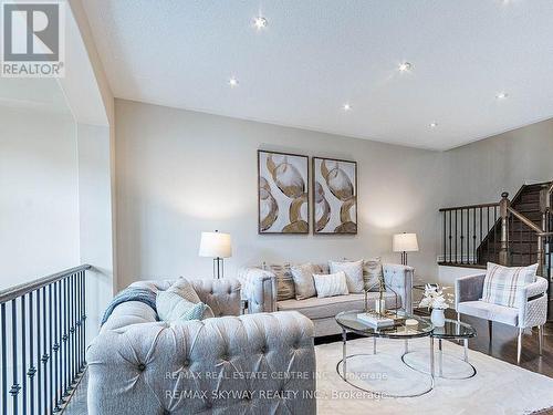 42 Mcpherson Road, Caledon, ON - Indoor Photo Showing Living Room