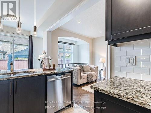 42 Mcpherson Road, Caledon, ON - Indoor Photo Showing Kitchen