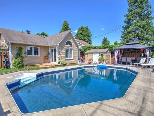 Piscine - 750 Rue Madore, Gatineau (Gatineau), QC - Outdoor With In Ground Pool With Backyard