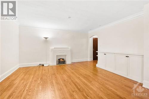 260 Metcalfe Street Unit#2C, Ottawa, ON - Indoor With Fireplace