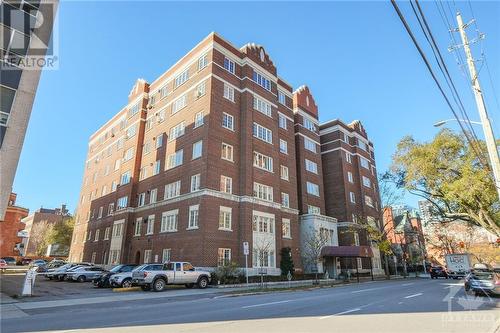 260 Metcalfe Street Unit#2C, Ottawa, ON - Outdoor With Facade