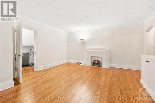 260 Metcalfe Street Unit#2C, Ottawa, ON - Indoor With Fireplace