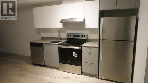 A316 - 3210 Dakota Common, Burlington, ON - Indoor Photo Showing Kitchen With Stainless Steel Kitchen