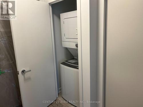 A316 - 3210 Dakota Common, Burlington, ON - Indoor Photo Showing Laundry Room