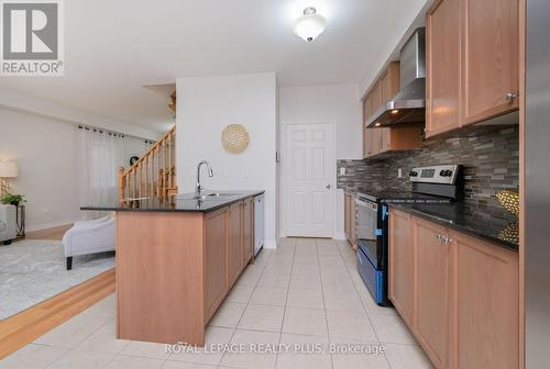 3898 Koenig Road, Burlington, ON - Indoor Photo Showing Kitchen