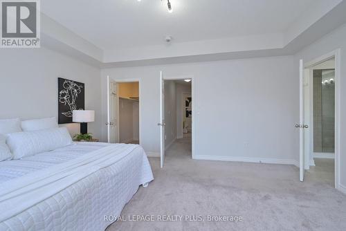 3898 Koenig Road, Burlington, ON - Indoor Photo Showing Bedroom