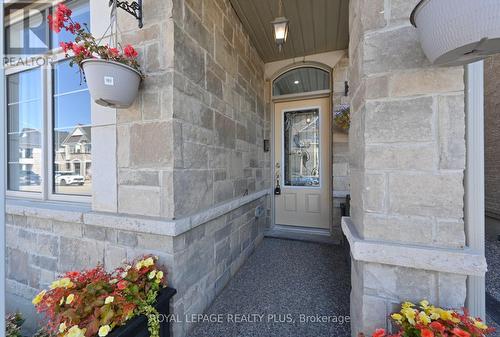 3898 Koenig Road, Burlington, ON - Indoor Photo Showing Bathroom