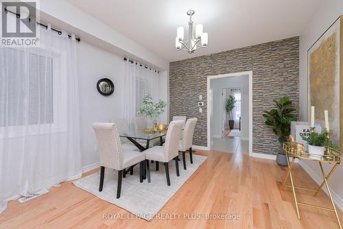 3898 Koenig Road, Burlington, ON - Indoor Photo Showing Dining Room