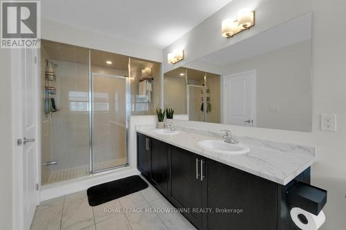 636 Leatherleaf Landing, Milton, ON - Indoor Photo Showing Bathroom