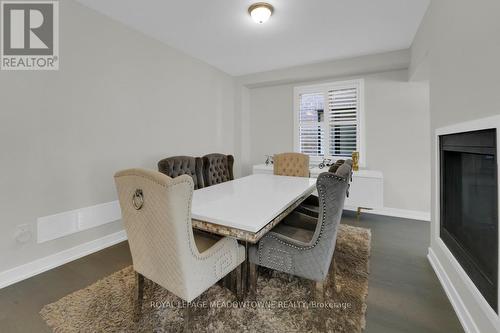 636 Leatherleaf Landing, Milton, ON - Indoor Photo Showing Dining Room