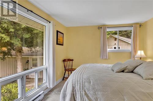 80 Laxton Twp 5Th Line, Kawartha Lakes (Kirkfield), ON - Indoor Photo Showing Bedroom