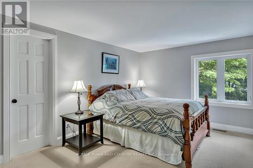 80 Laxton Twp 5Th Line, Kawartha Lakes (Kirkfield), ON - Indoor Photo Showing Bedroom