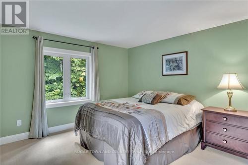 80 Laxton Twp 5Th Line, Kawartha Lakes (Kirkfield), ON - Indoor Photo Showing Bedroom