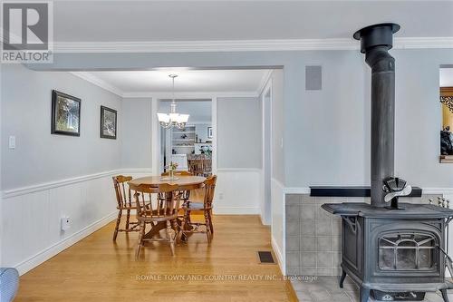 80 Laxton Twp 5Th Line, Kawartha Lakes (Kirkfield), ON - Indoor Photo Showing Dining Room