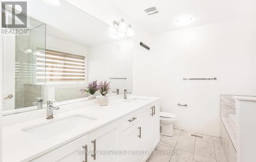 51 Lionhead Golf Club Road, Brampton, ON - Indoor Photo Showing Bathroom