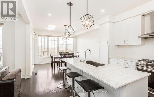 51 Lionhead Golf Club Road, Brampton, ON - Indoor Photo Showing Kitchen With Upgraded Kitchen