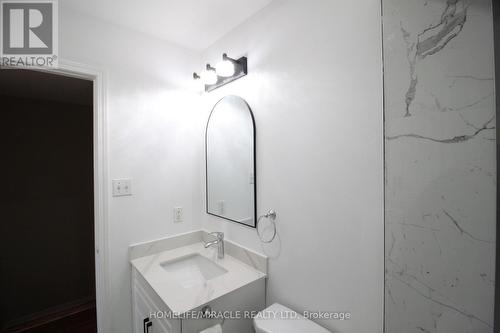 118 Native Landing, Brampton, ON - Indoor Photo Showing Bathroom