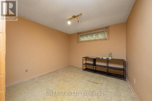 13074 Fallbrook Trail, Halton Hills, ON - Indoor Photo Showing Other Room