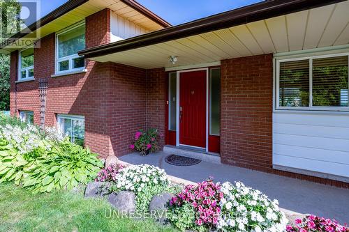 13074 Fallbrook Trail, Halton Hills, ON - Outdoor With Exterior