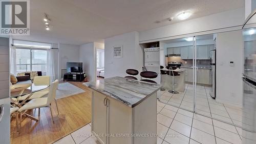 2405 - 3880 Duke Of York Boulevard, Mississauga, ON - Indoor Photo Showing Other Room