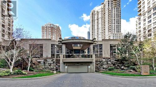 2405 - 3880 Duke Of York Boulevard, Mississauga, ON - Outdoor With Facade