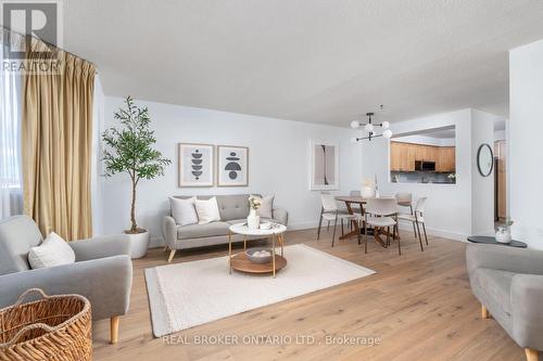 1601 - 3845 Lake Shore Boulevard W, Toronto, ON - Indoor Photo Showing Living Room