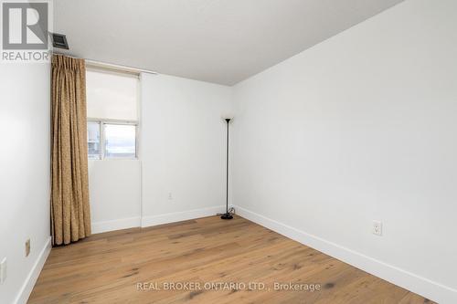 1601 - 3845 Lake Shore Boulevard W, Toronto, ON - Indoor Photo Showing Other Room