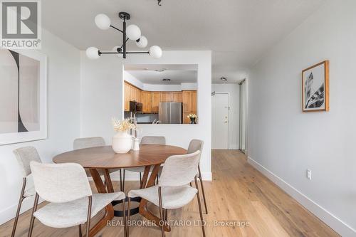 1601 - 3845 Lake Shore Boulevard W, Toronto, ON - Indoor Photo Showing Dining Room