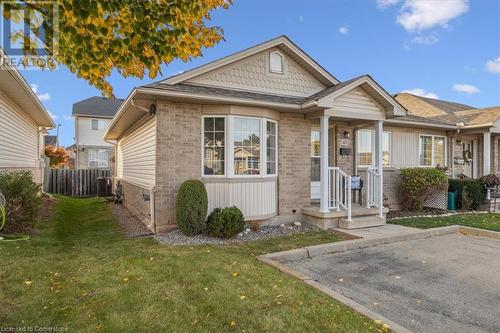 Bungalow-style home featuring a front yard - 24 Kenyon Crescent Unit# 45, Grimsby, ON - Outdoor With Facade