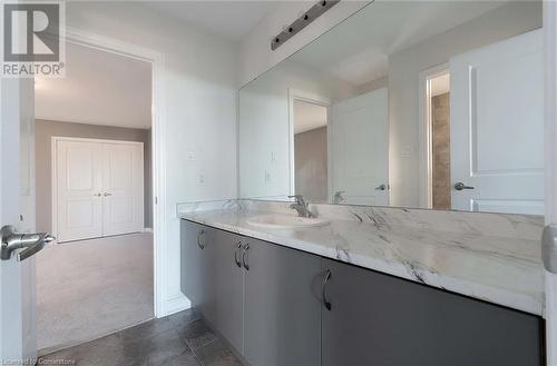 14 Station Drive, Millbrook Village, ON - Indoor Photo Showing Bathroom