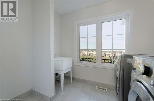 14 Station Drive, Millbrook Village, ON - Indoor Photo Showing Laundry Room