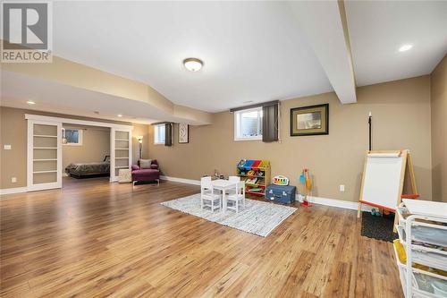 212 Washington Court, Sarnia, ON - Indoor