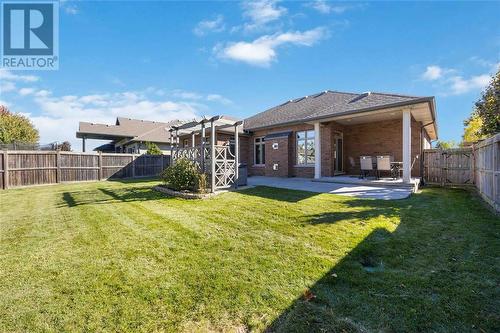 212 Washington Court, Sarnia, ON - Outdoor