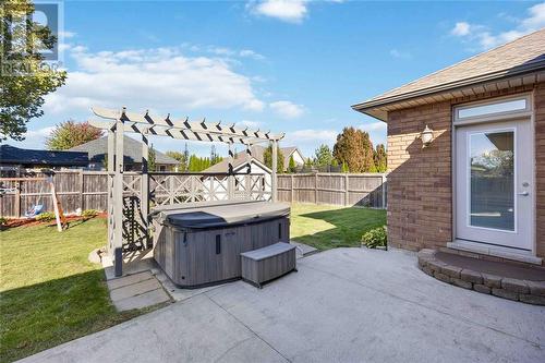 212 Washington Court, Sarnia, ON - Outdoor