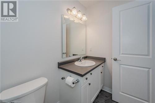 115 South Creek Drive Unit# 2B, Kitchener, ON - Indoor Photo Showing Bathroom