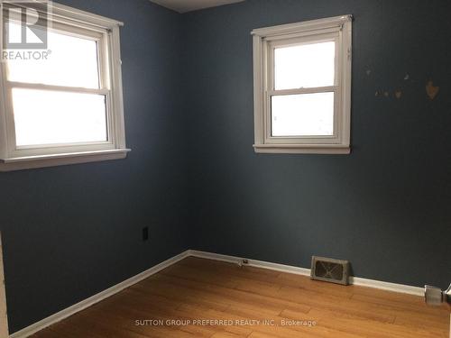 pictures from prior to tenant moving in. - 215 Charles Street W, Ingersoll (Ingersoll - South), ON - Indoor Photo Showing Other Room