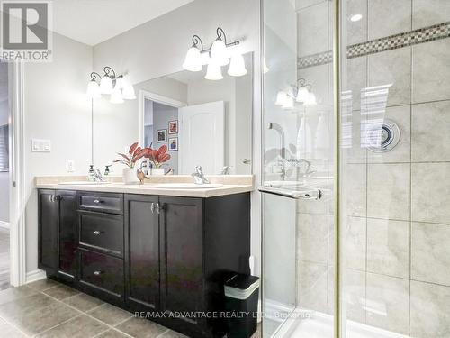 2291 Lilac Avenue, London, ON - Indoor Photo Showing Bathroom