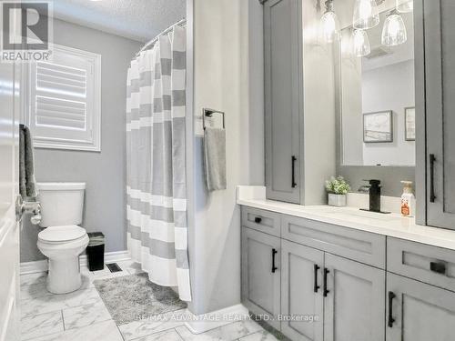 2291 Lilac Avenue, London, ON - Indoor Photo Showing Bathroom